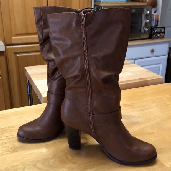 🌴Cognac/Brown Brass Buckle Boots 👢 Size 7 1/2 NWOT - Picture 2 of 5